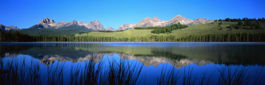 658590 (a): :3750x1200